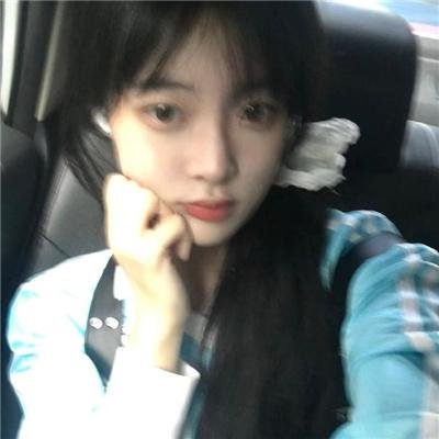 圣洁的艾曼妞
